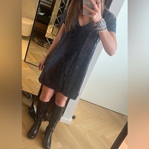 Eras Tour Dress. Small Navy Blue shift dress from lulus